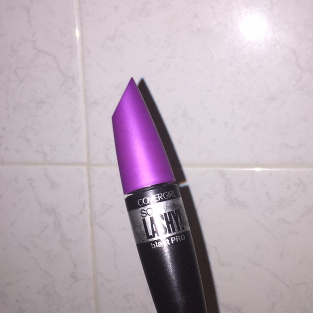 So lashy Cover girl Mascara👁